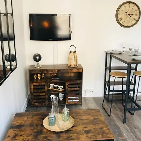 아파트 2/3 Pers, Centre Avec Parking. *